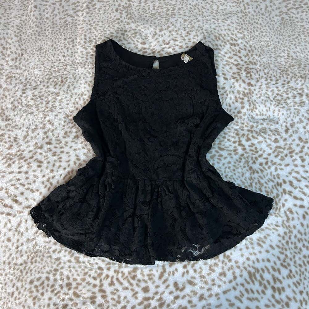 Black Lace Sleeveless Peplum Blouse
